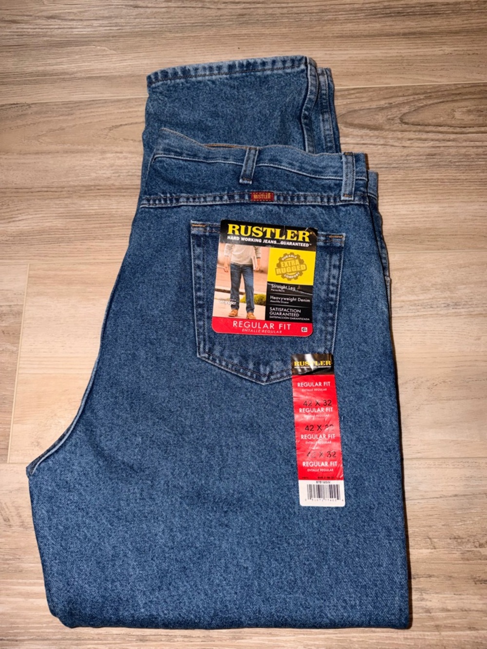 Rustler Men’s Relaxed Fit Dark Blue Jeans